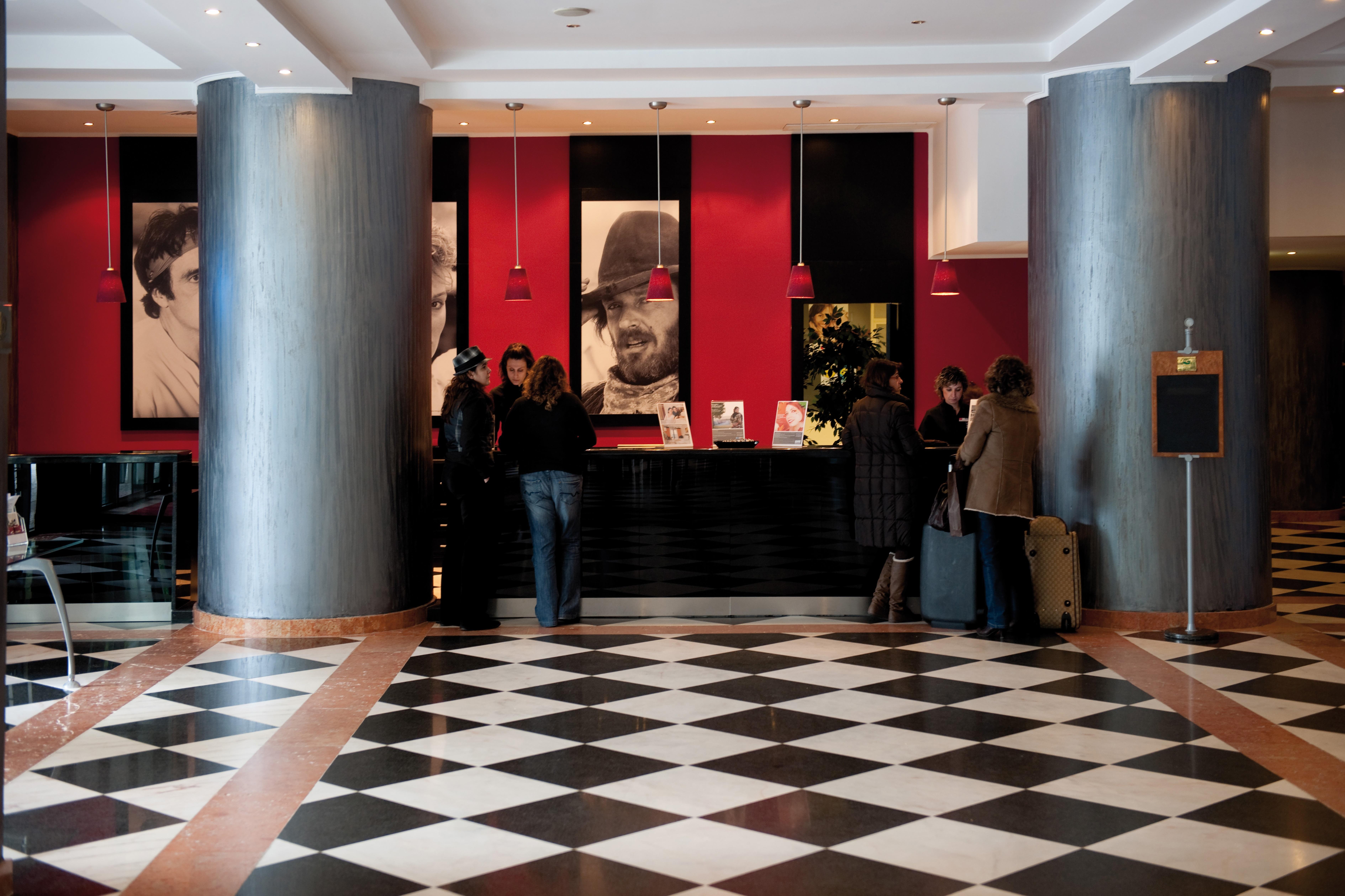 Vila Gale Porto - Centro Interior foto